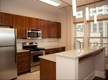 Self-closing drawers in kitchens and bathrooms